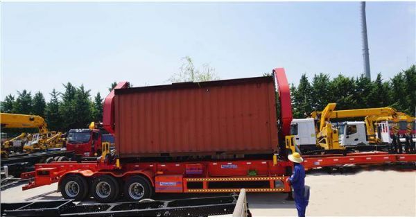 Side Loader Container for Sale in Cayman Islands