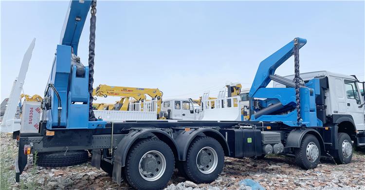 20 ft Side Lifter Truck for Sale In Oman