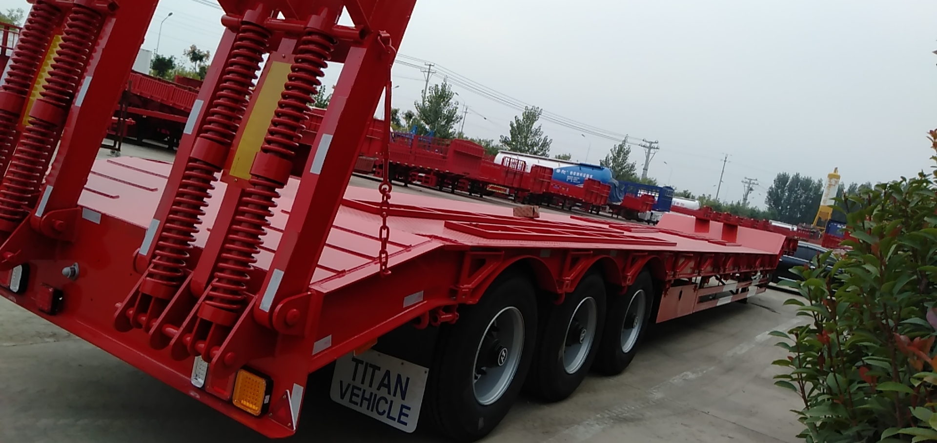 low bed trailer