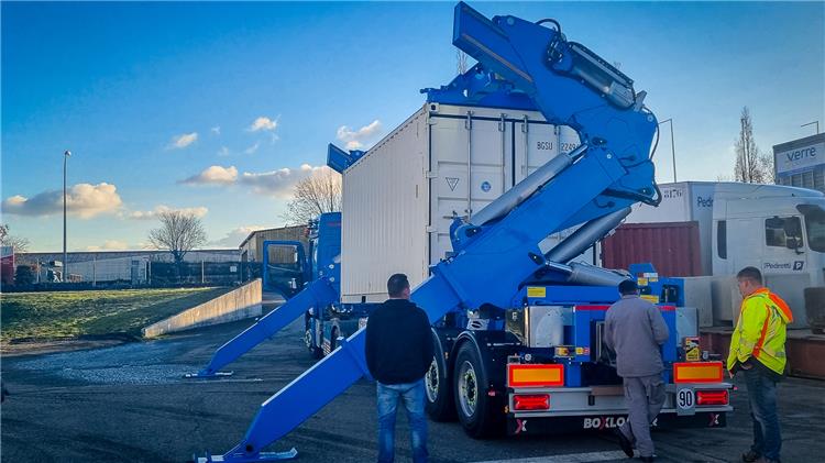 Box Loader Truck Trailer for Sale In East Timor