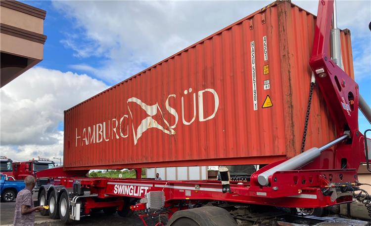 Swing Lift Trailer for Sale In Papua New Guinea